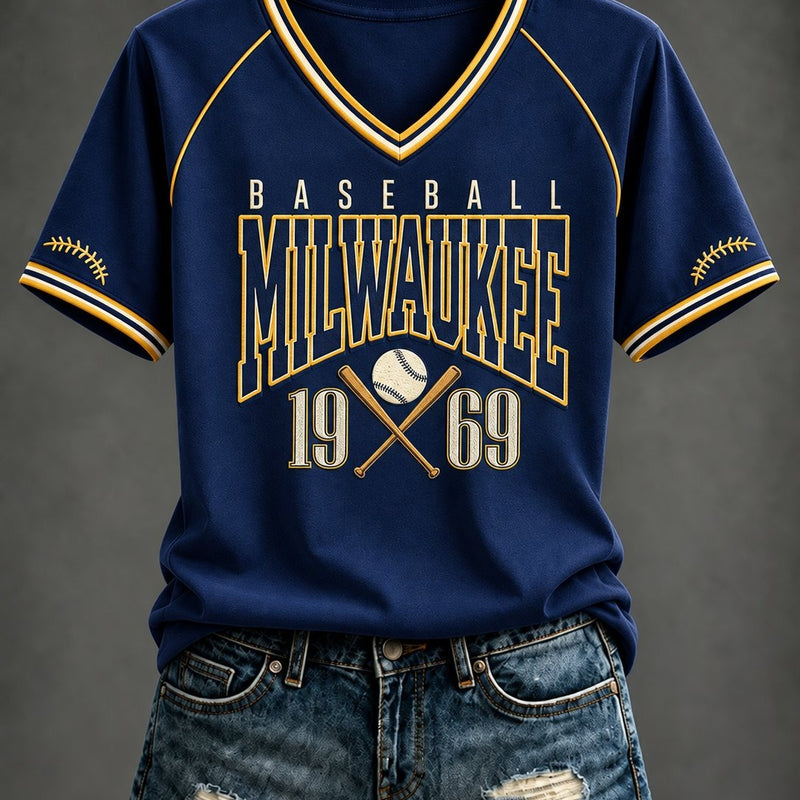 Milwaukee Crossed Bats Retro Baseball T-Shirt